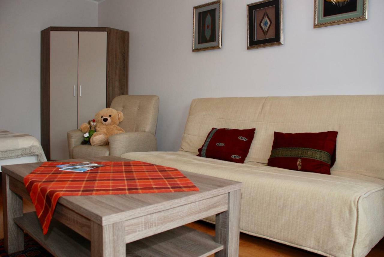 Apartment Amur Krasków Εξωτερικό φωτογραφία